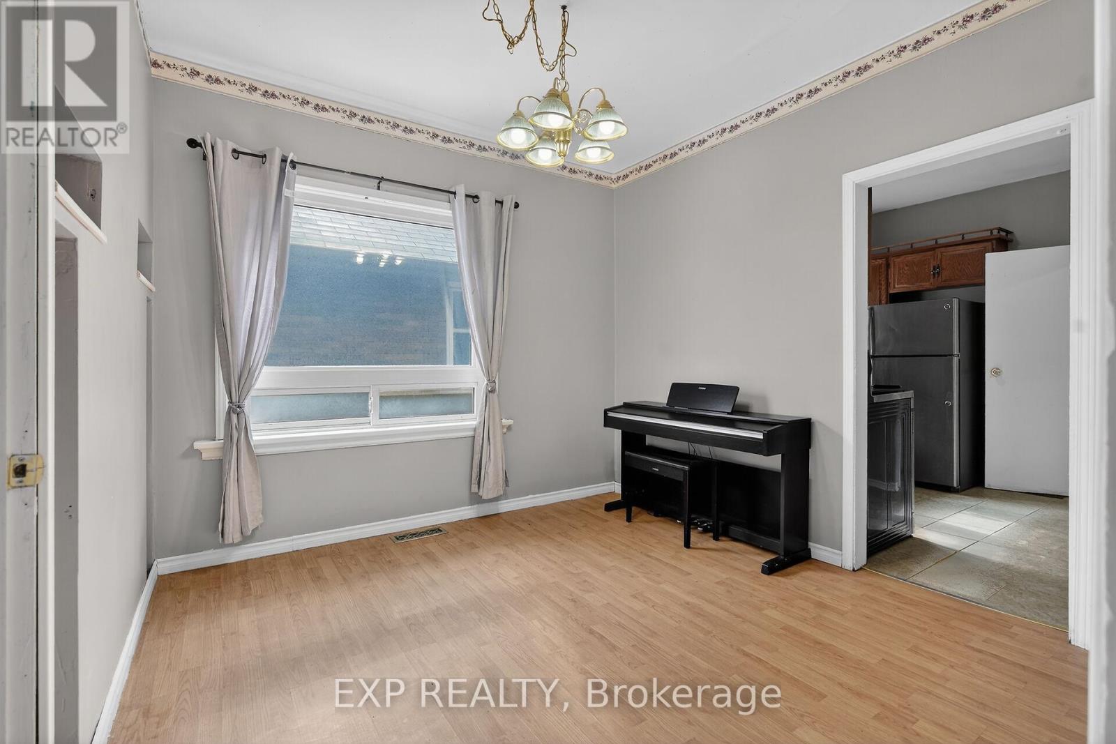 655 Highbury Avenue N, London East, Ontario  N5W 4L2 - Photo 8 - X12811206