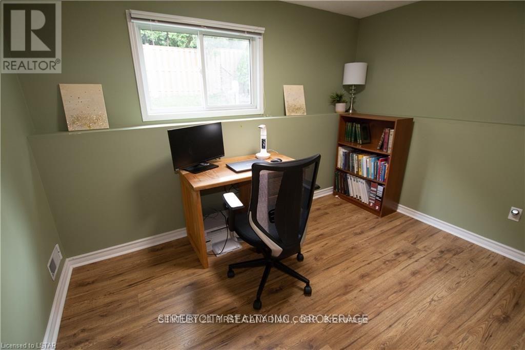 18 - 59 Pennybrook Crescent, London North, Ontario  N5X 4C3 - Photo 17 - X12811276