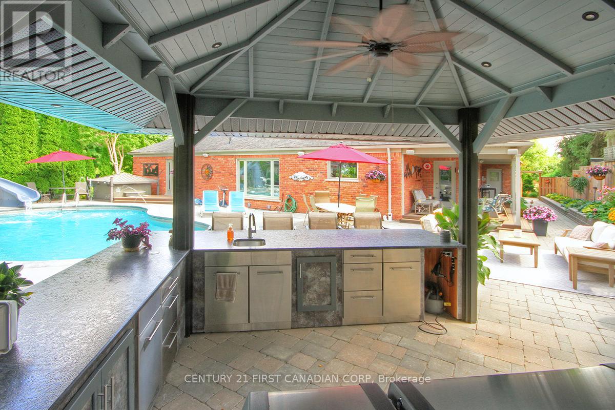 811 Clearview Crescent, London North, Ontario  N6H 4P6 - Photo 32 - X12811304