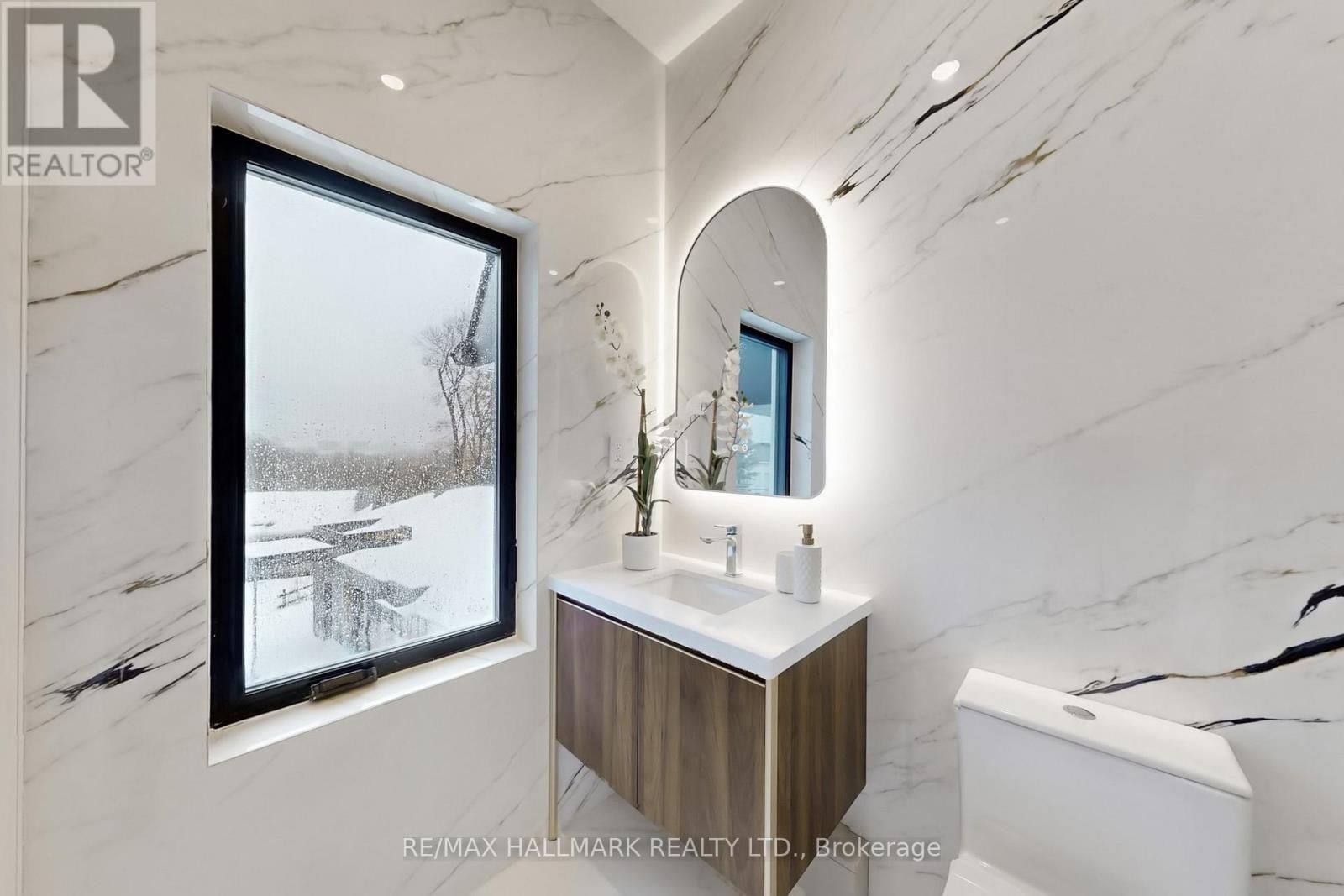 58 Sumner Heights Drive, Toronto, Ontario  M2K 1Y4 - Photo 43 - C12803860