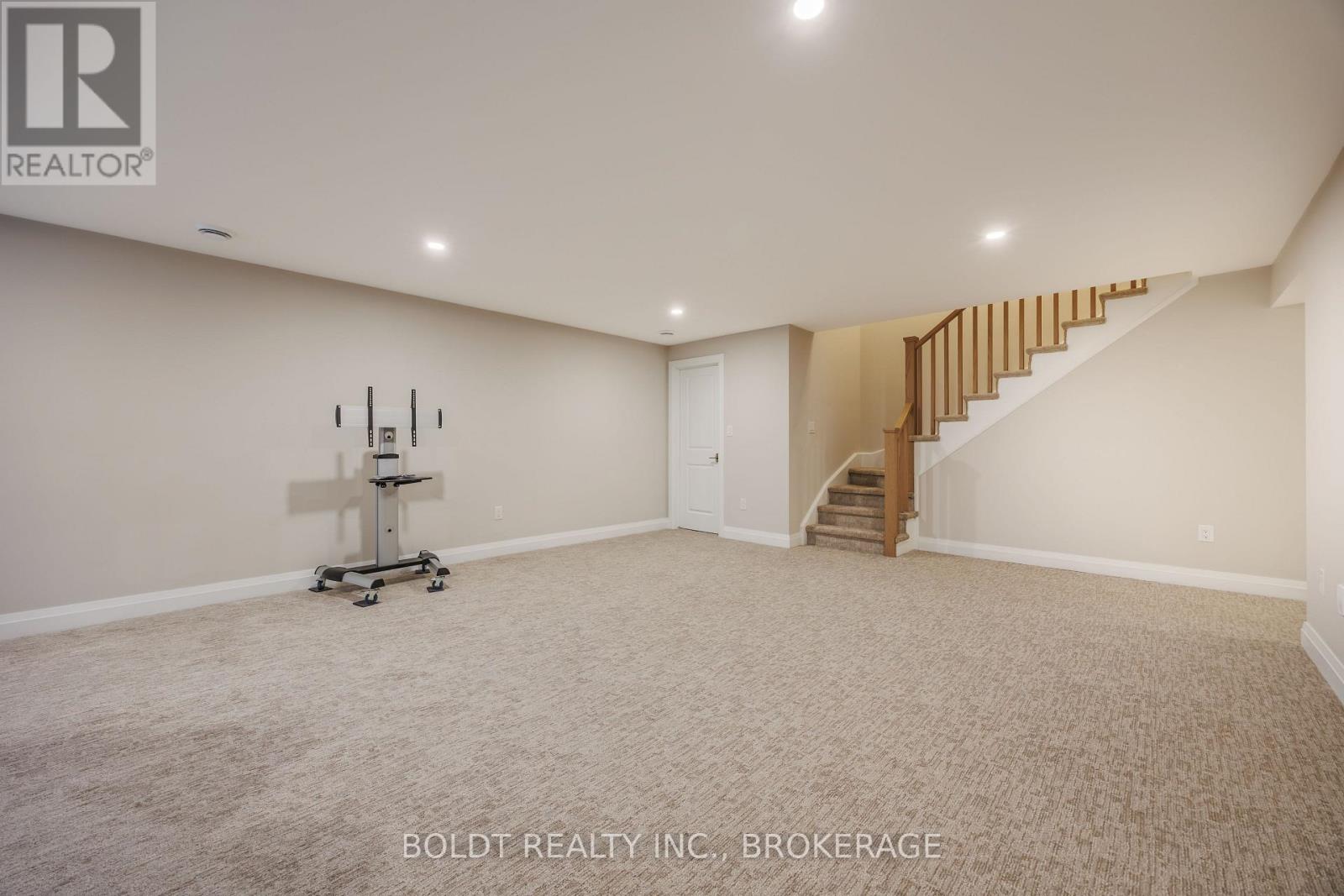 12 - 205 St. David's Road, Thorold, Ontario  L2V 0N6 - Photo 19 - X12811264