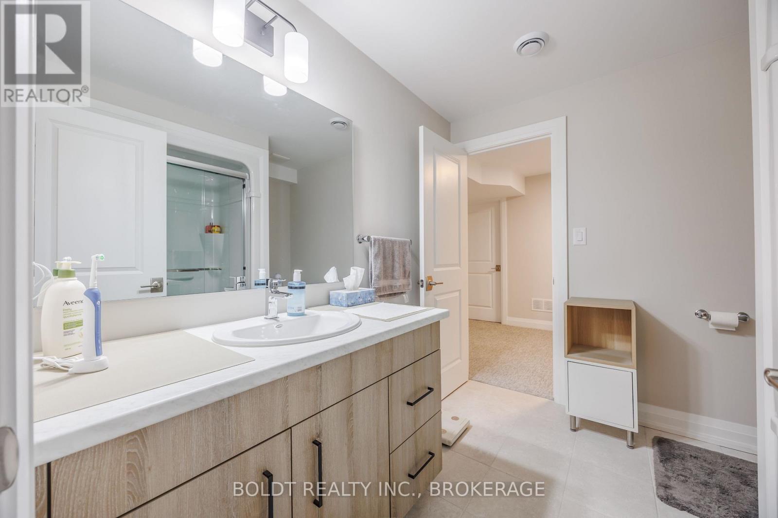 12 - 205 St. David's Road, Thorold, Ontario  L2V 0N6 - Photo 23 - X12811264