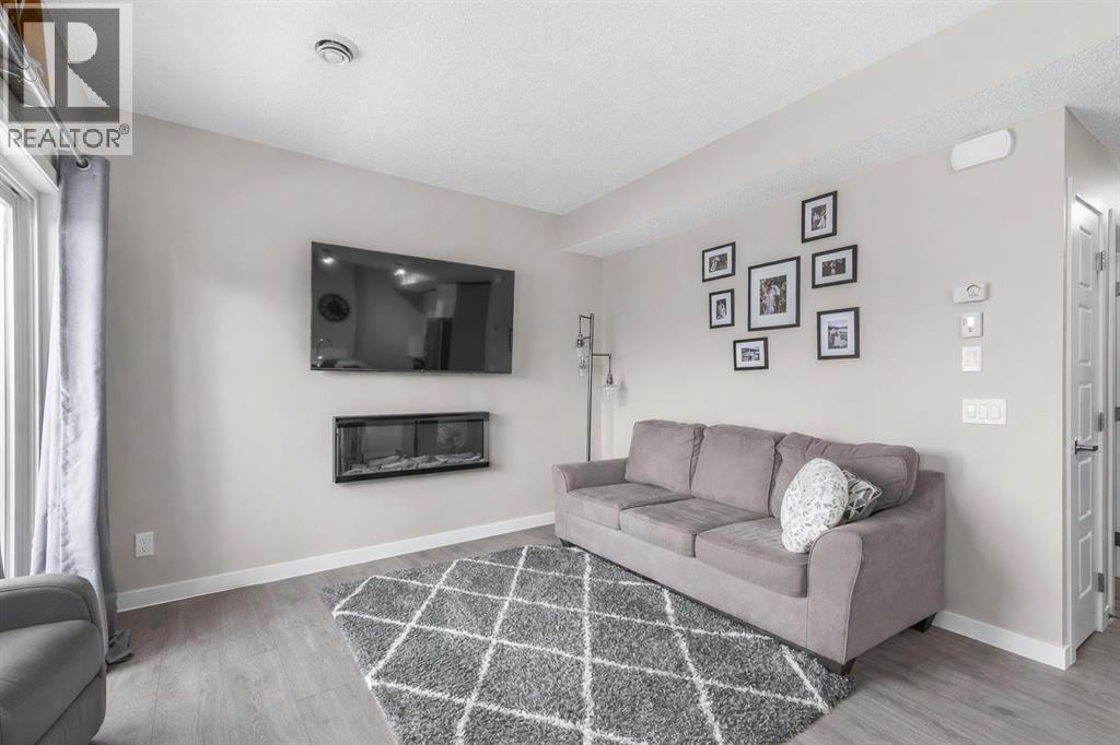 811, 250 Fireside View, Cochrane, Alberta  T4C 2M2 - Photo 3 - A2276457