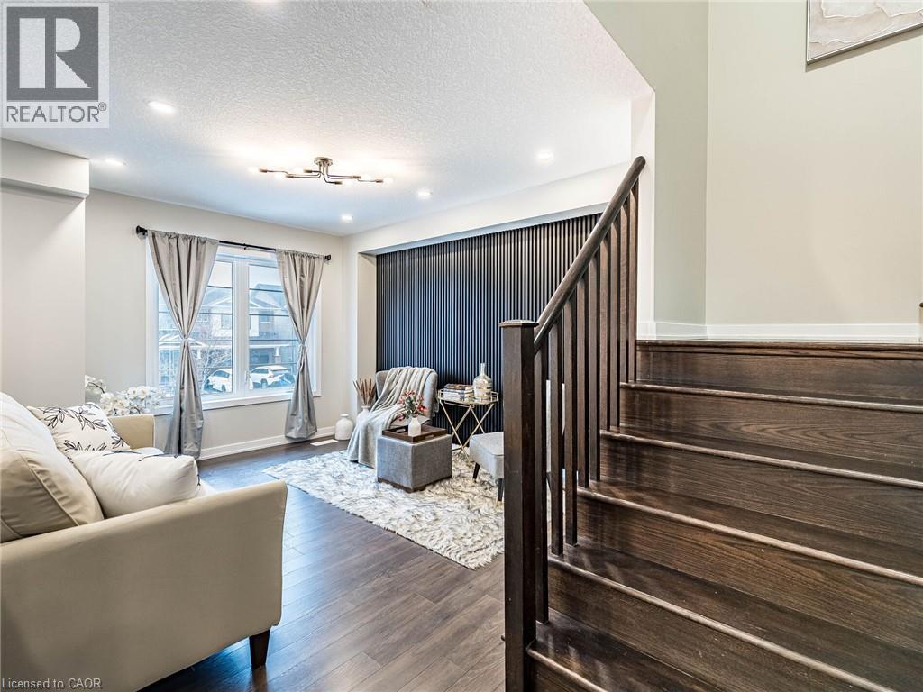 98 Crafter Crescent, Stoney Creek, Ontario  L8J 0H7 - Photo 6 - 40806875