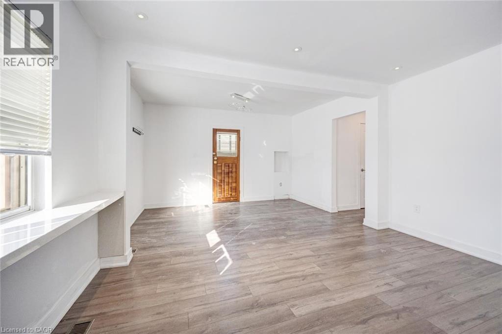 1099 Ogden Avenue, Mississauga, Ontario  L5E 2G7 - Photo 10 - 40789163