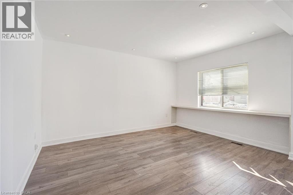 1099 Ogden Avenue, Mississauga, Ontario  L5E 2G7 - Photo 6 - 40789163