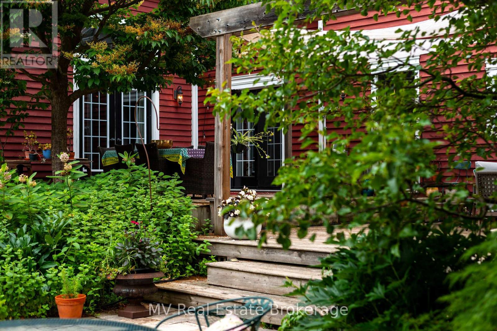 322 North Street, Centre Wellington, Ontario  N0B 1S0 - Photo 44 - X12456762