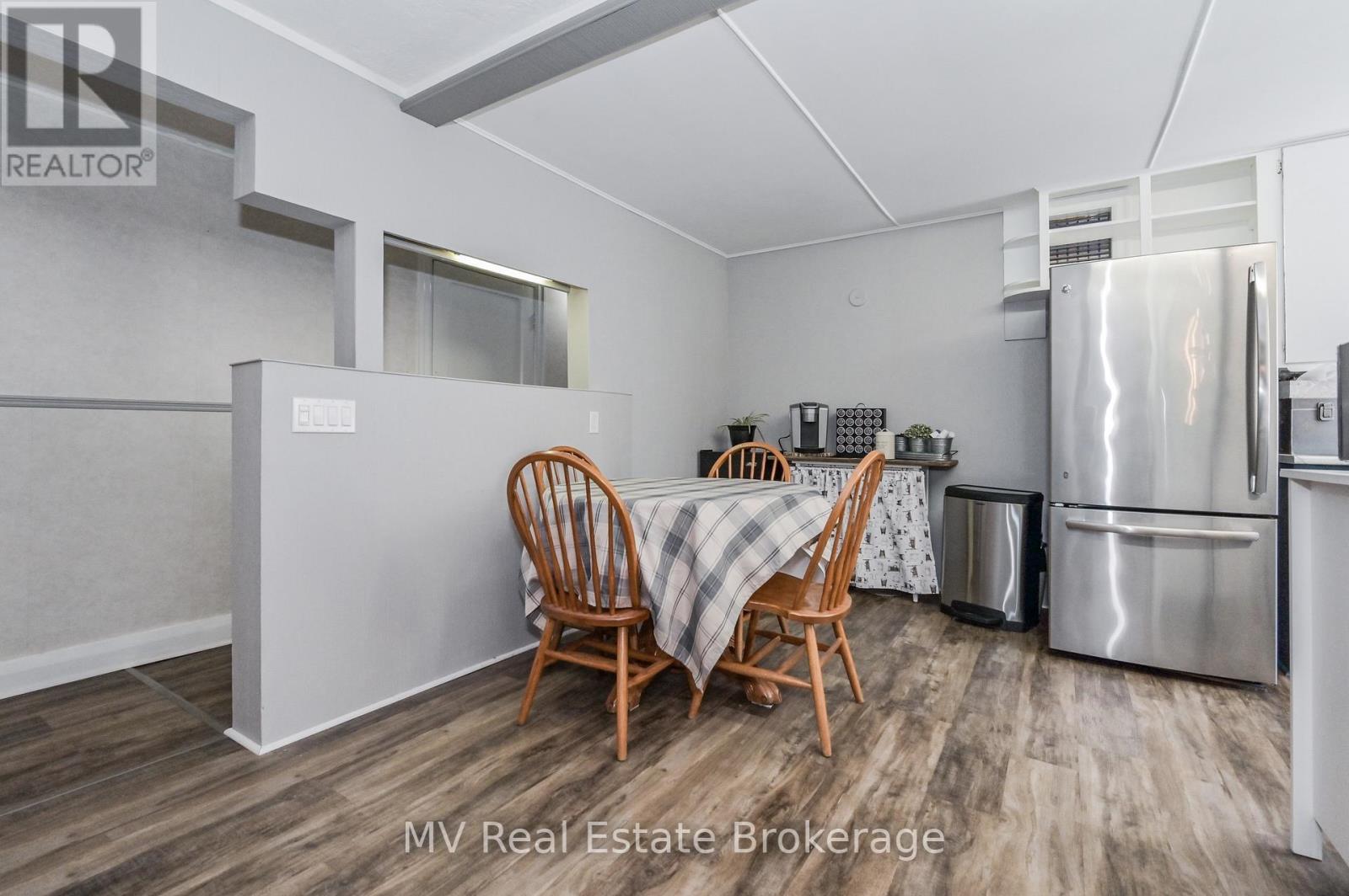 88-90 Main Street, Erin, Ontario  N0B 1T0 - Photo 23 - X12469456