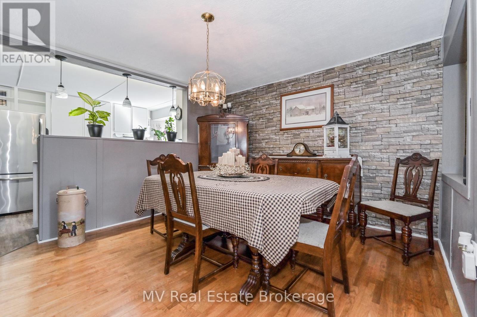 88-90 Main Street, Erin, Ontario  N0B 1T0 - Photo 22 - X12469456