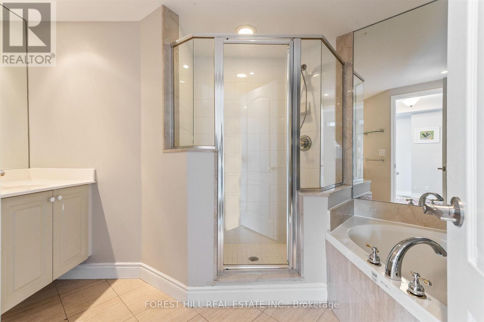 903 - 20 COLLIER STREET Toronto (Rosedale-Moore Park), ON M4W 3Y4