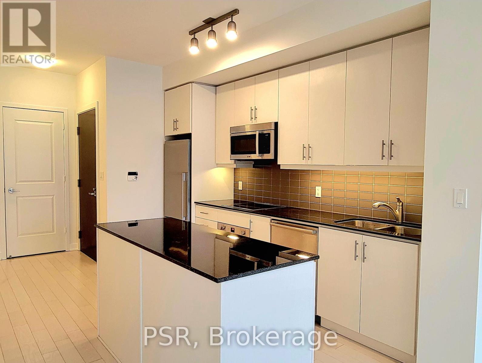 2309 - 1 The Esplanade, Toronto, Ontario  M5E 0A8 - Photo 2 - C12811230