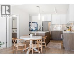 205 615 E 3RD STREET, North Vancouver, British Columbia