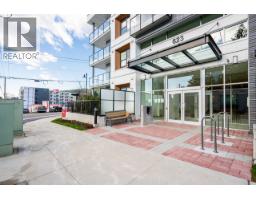 110 623 KEMSLEY AVENUE, Coquitlam, British Columbia