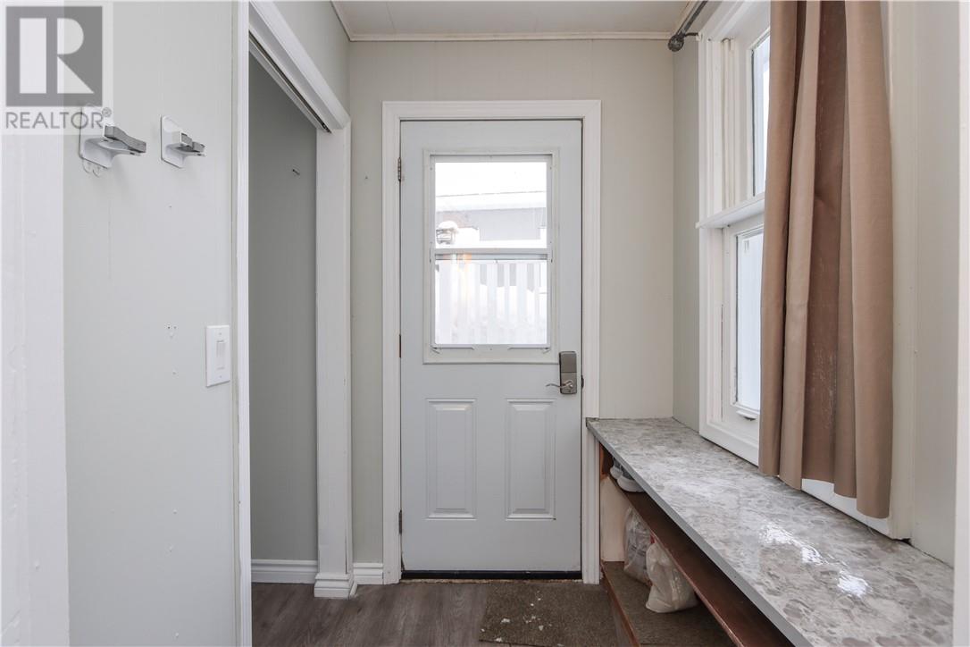 14 Domenico Street, Copper Cliff, Ontario  P0M 1N0 - Photo 13 - 2126525