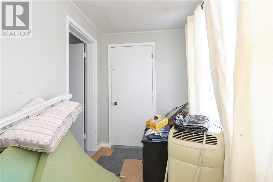 14 Domenico Street, Copper Cliff, Ontario  P0M 1N0 - Photo 17 - 2126525