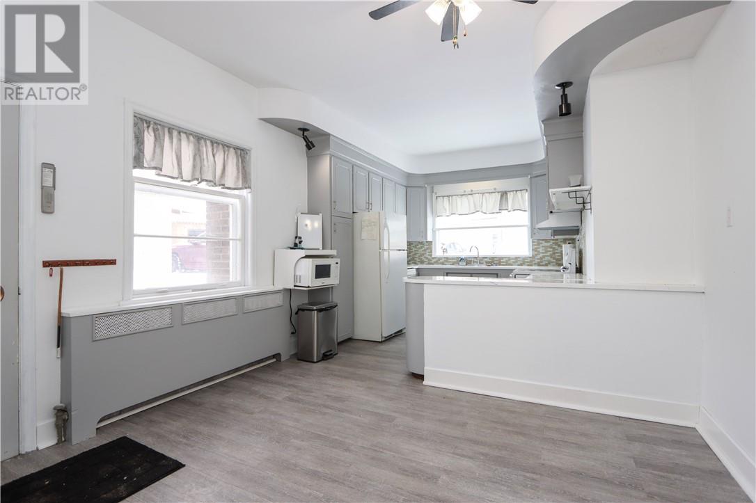 14 Domenico Street, Copper Cliff, Ontario  P0M 1N0 - Photo 4 - 2126525