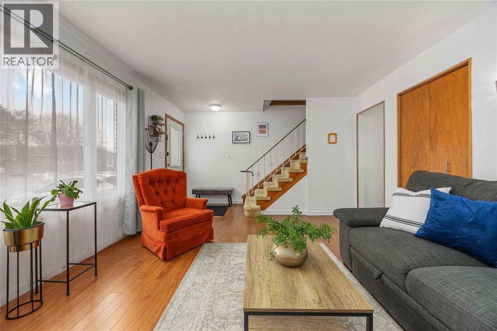 639 Stacy Court, Sarnia, Ontario  N7S 4M5 - Photo 6 - 26003746