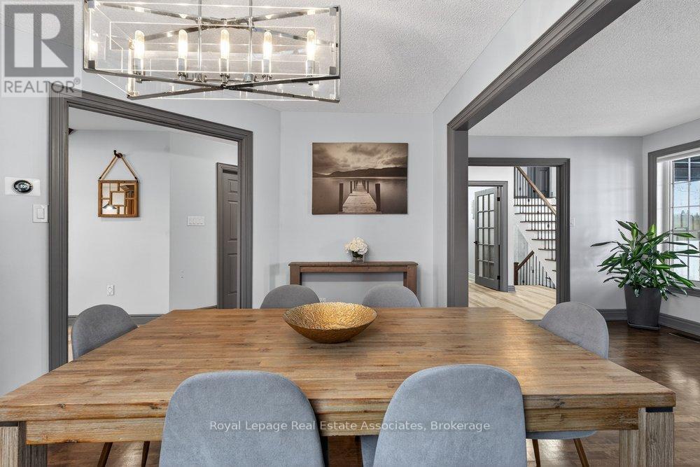 84 Loon Avenue, Barrie (Painswick South), Ontario  L4N 8V9 - Photo 10 - S12811260