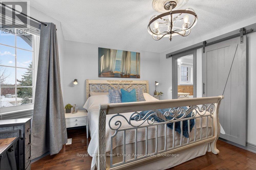 84 Loon Avenue, Barrie (Painswick South), Ontario  L4N 8V9 - Photo 30 - S12811260