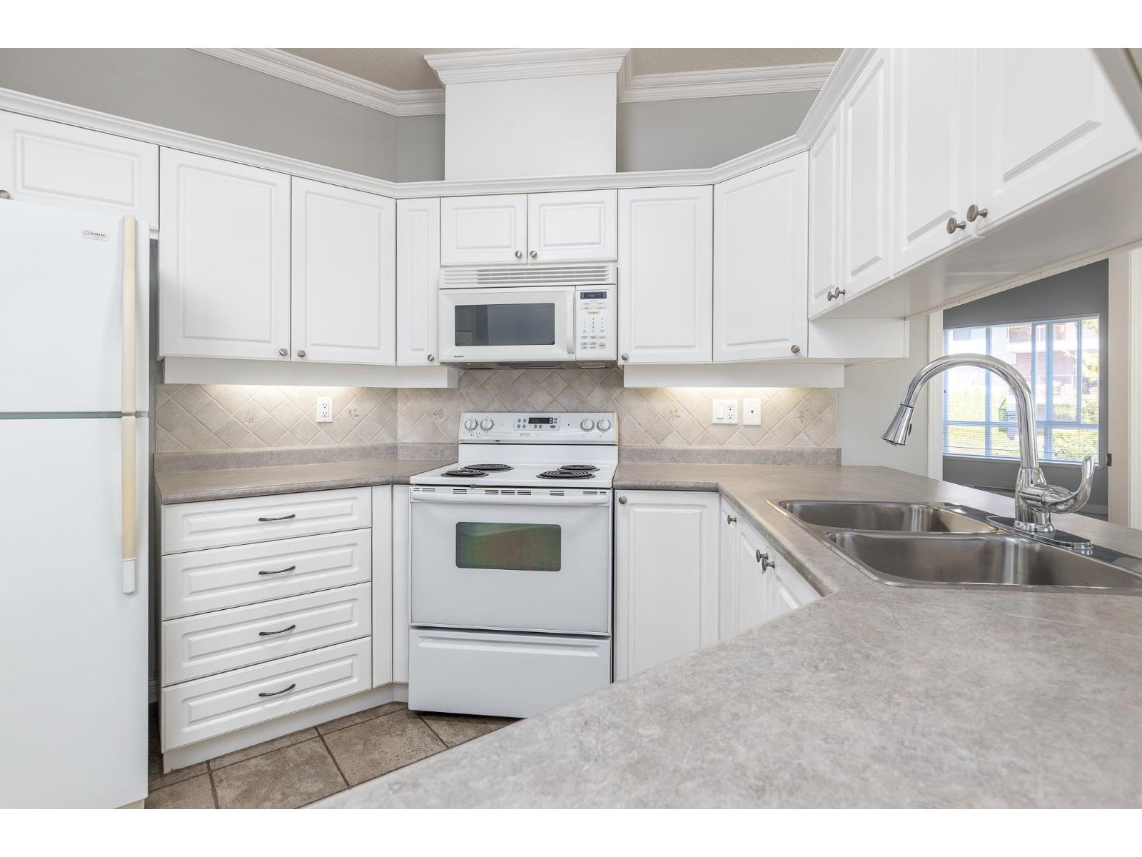 208 1685 152a Street, Surrey, British Columbia V4A 9Y1 - Photo 21 - R3089148