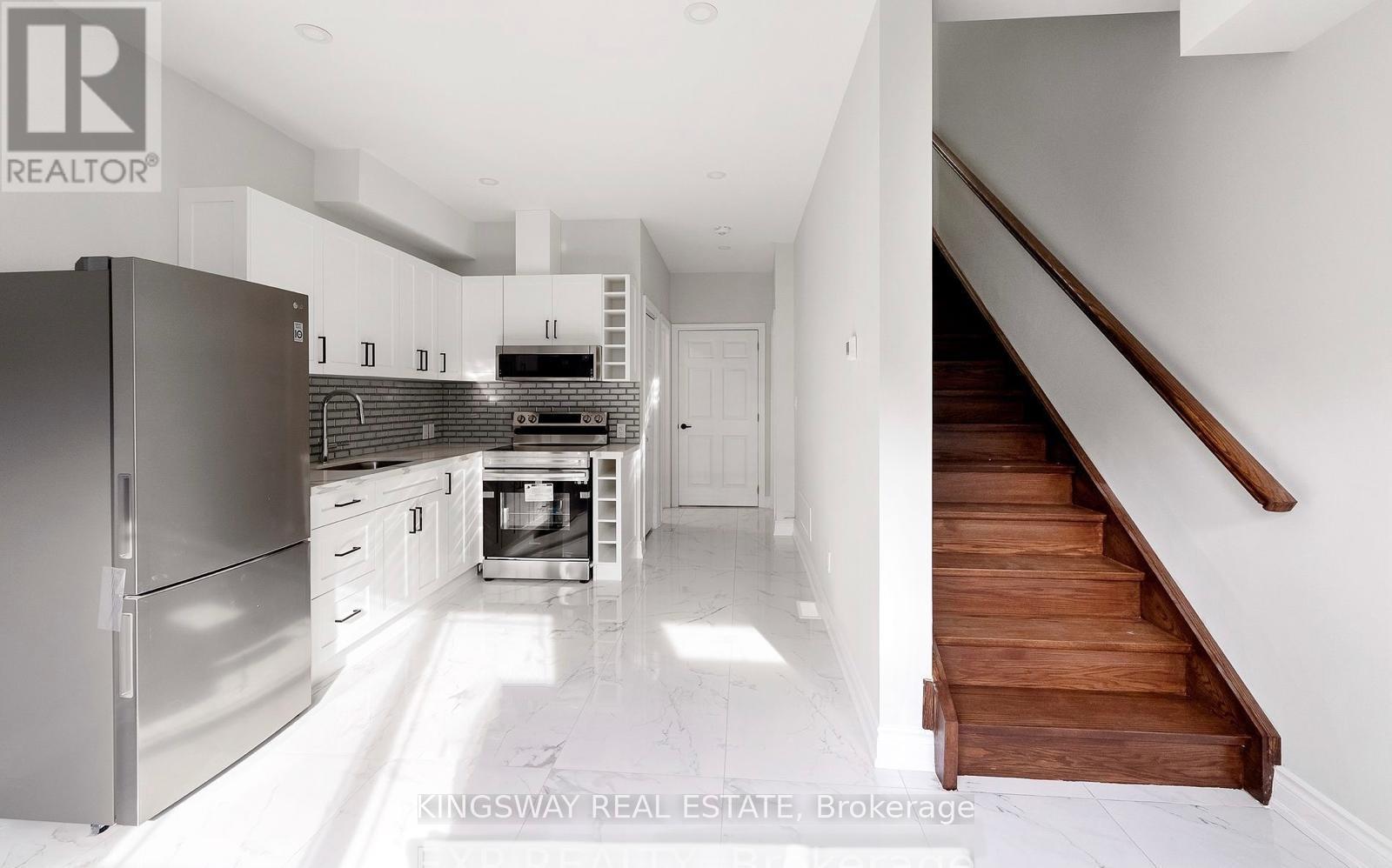 659 Roselaire Trail, Mississauga, Ontario  L5R 3C6 - Photo 32 - W12811198