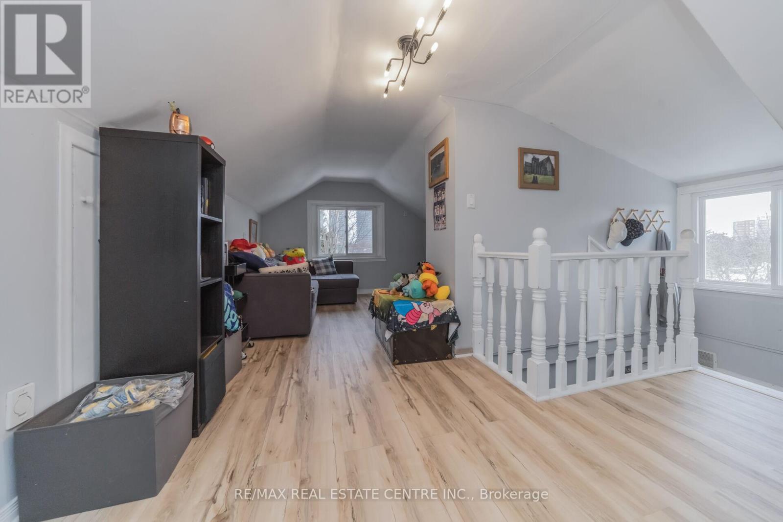 60 Rosedale Avenue W, Brampton, Ontario  L6X 1K1 - Photo 33 - W12811290