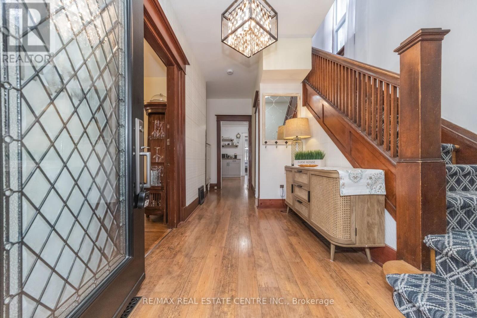 60 Rosedale Avenue W, Brampton, Ontario  L6X 1K1 - Photo 6 - W12811290