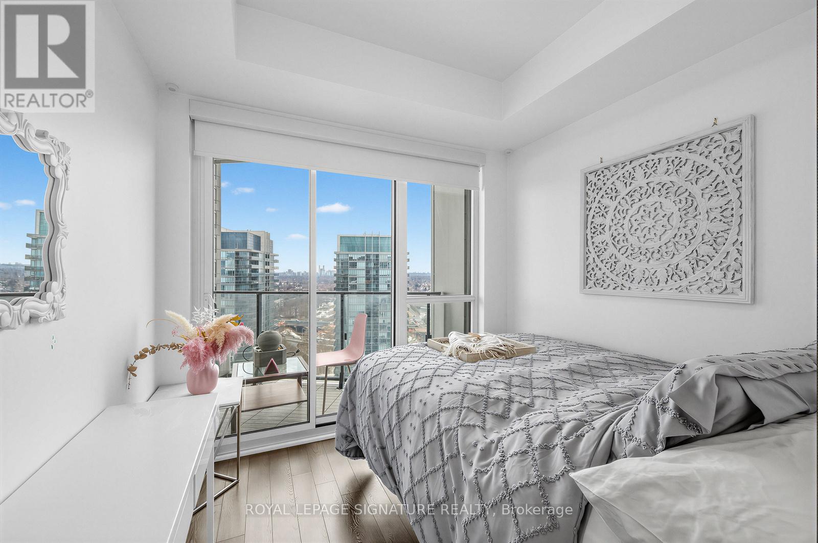 2706 - 10 Park Lawn Road, Toronto, Ontario  M8V 0H9 - Photo 12 - W12811298