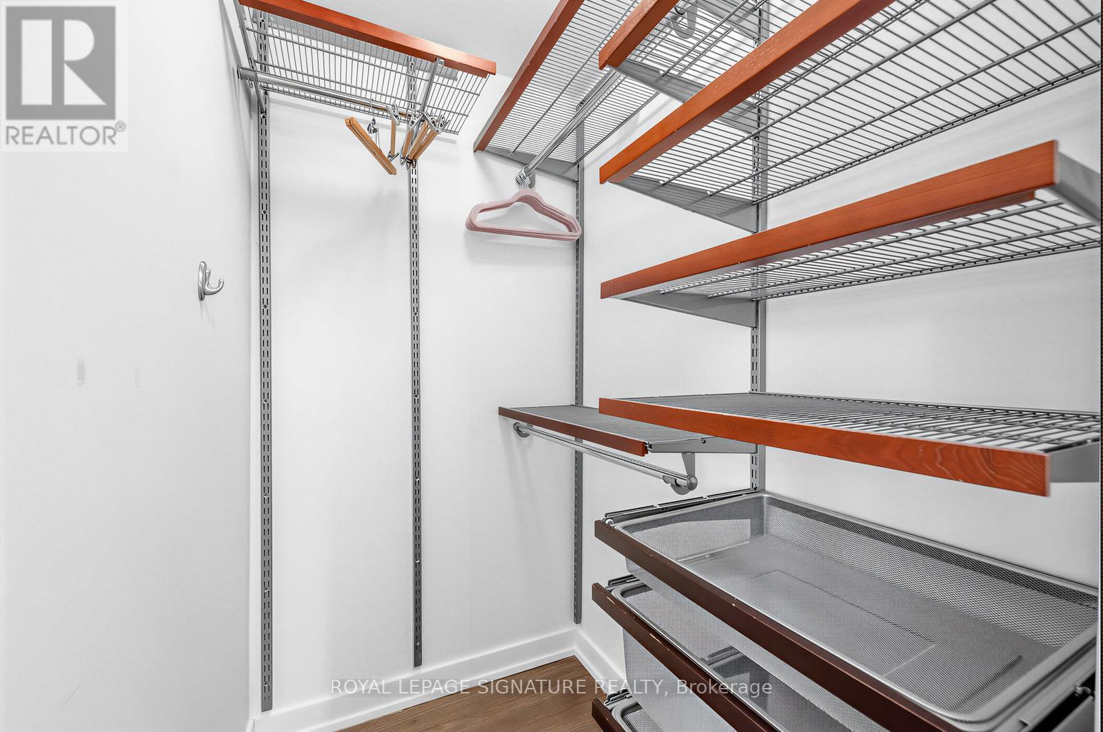 2706 - 10 Park Lawn Road, Toronto, Ontario  M8V 0H9 - Photo 14 - W12811298