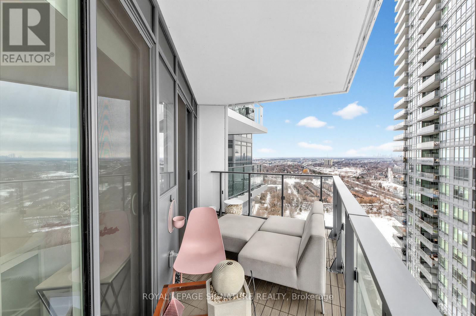 2706 - 10 Park Lawn Road, Toronto, Ontario  M8V 0H9 - Photo 18 - W12811298