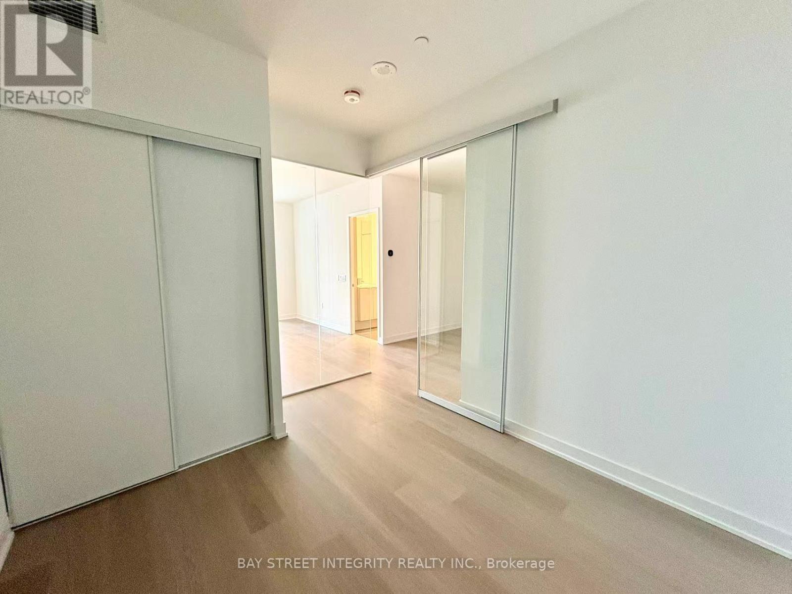 1005 - 448 Burnhamthorpe Road W, Mississauga, Ontario  L5B 0R4 - Photo 20 - W12811300