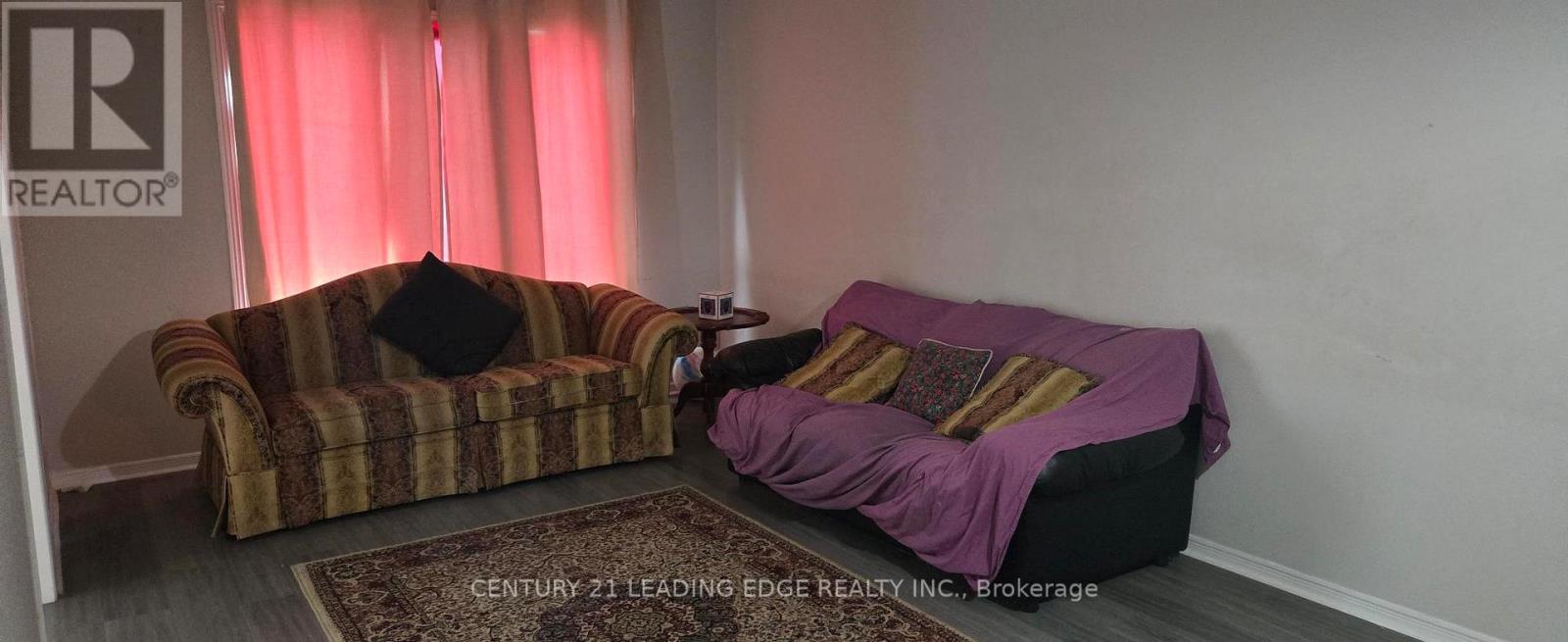 463 Commonwealth Circle, Mississauga, Ontario  L5B 3W2 - Photo 4 - W12811302