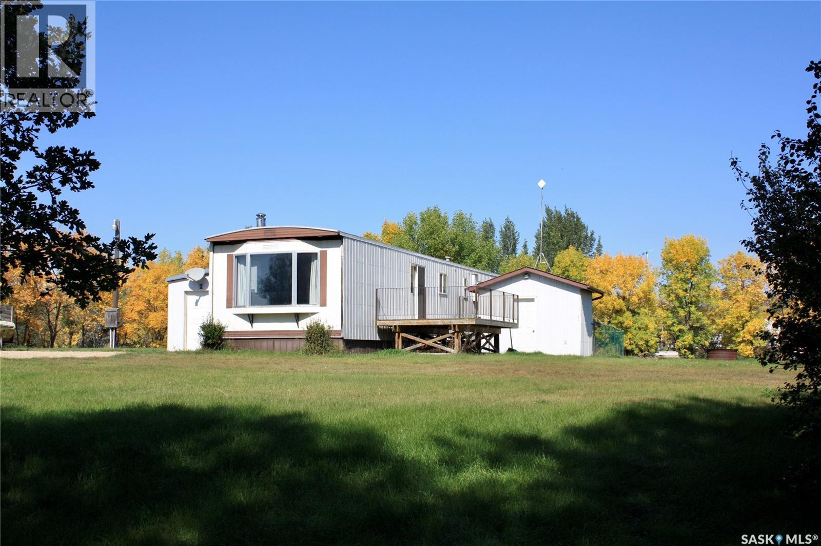 Warkentin Acreage, Blucher Rm No. 343, Saskatchewan  S0K 0Y0 - Photo 2 - SK028989