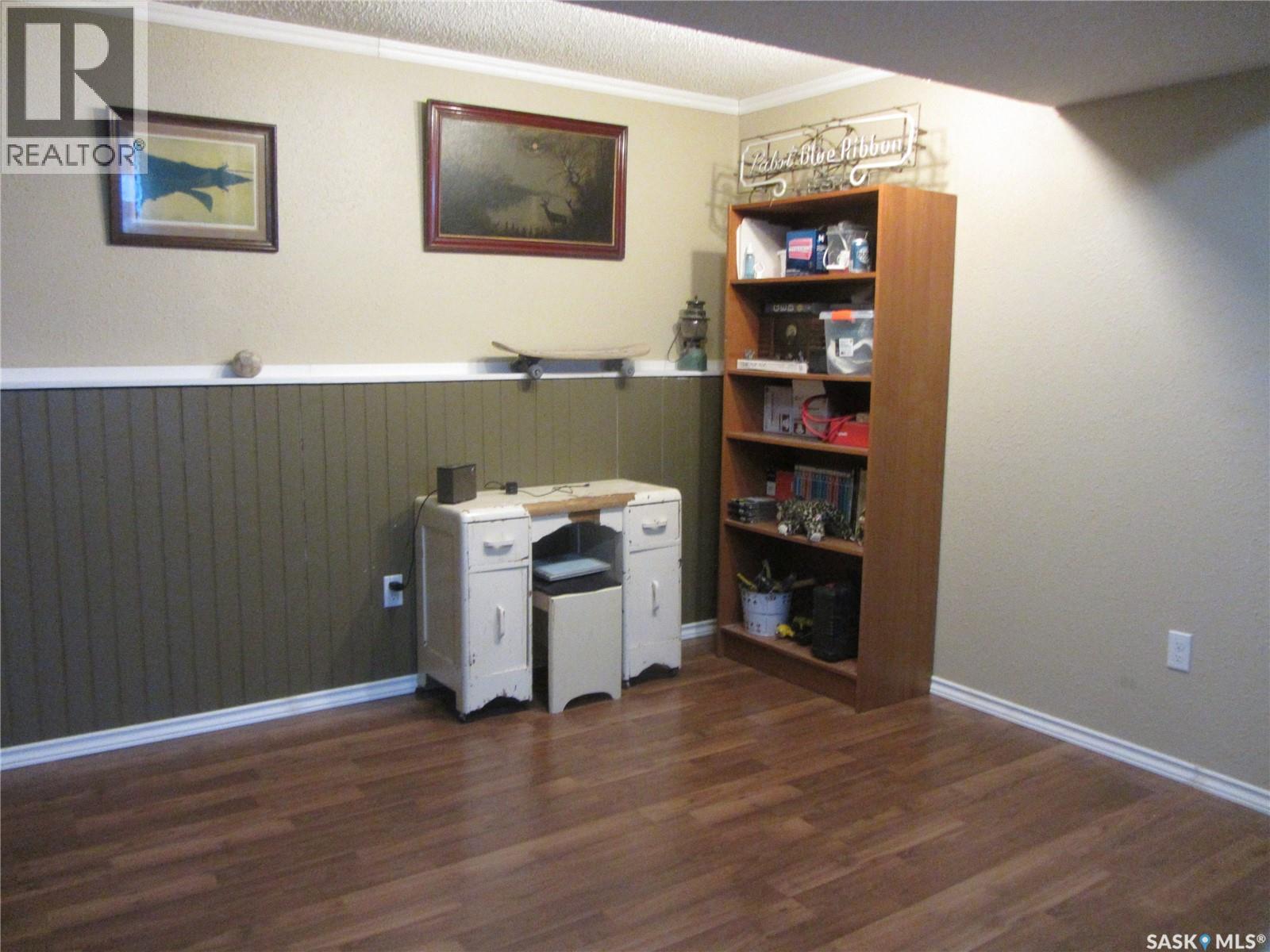 706 Klassen Bay, Martensville, Saskatchewan S0K 2T2 - Photo 11 - SK028939