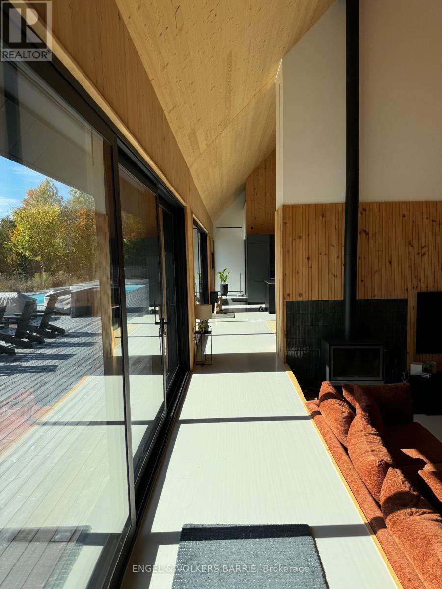 129 Maple Lane, Blue Mountains, Ontario  N0H 2E0 - Photo 12 - X12811212