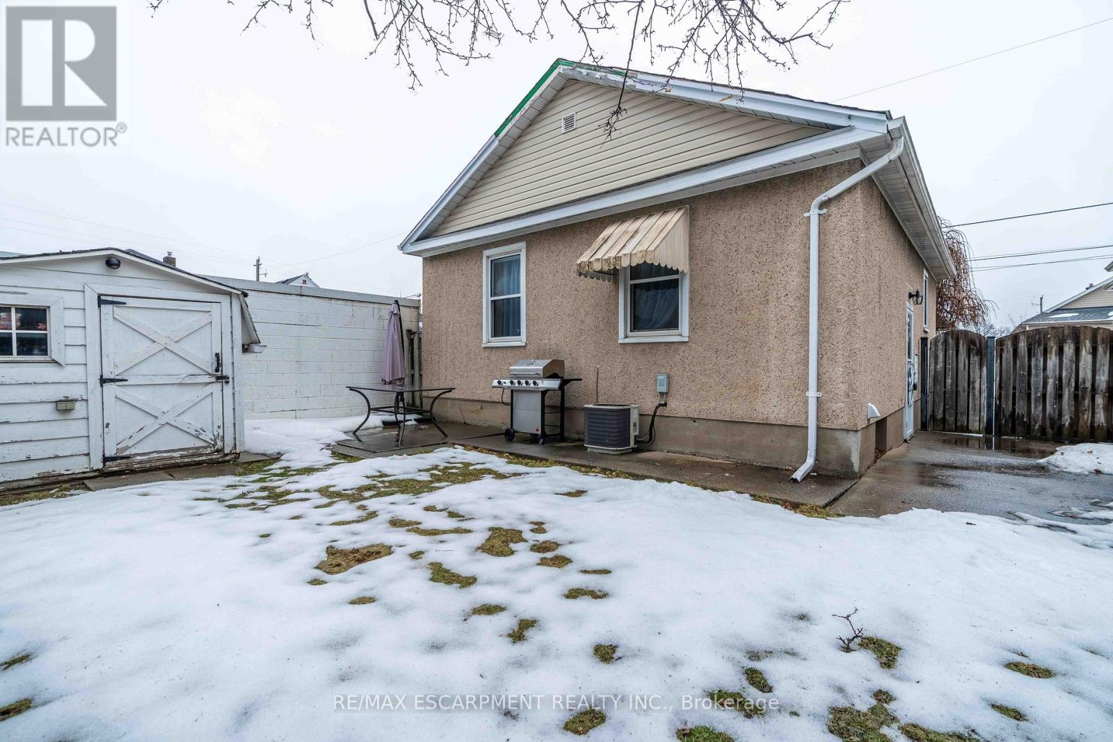 35 Charles Avenue, St. Catharines, Ontario  L2M 5S8 - Photo 25 - X12811216