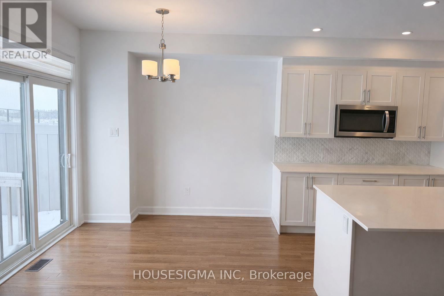 269 Finsbury Avenue, Ottawa, Ontario  K2S 2Y2 - Photo 5 - X12810290