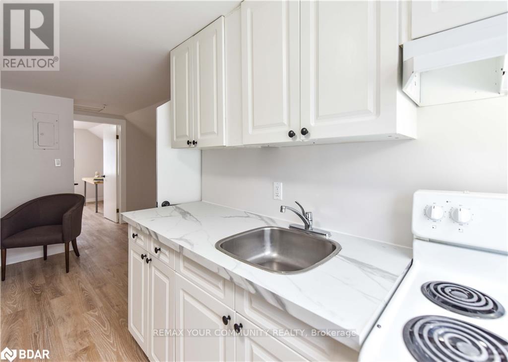 17 Champlain Street, Orillia, Ontario  L3V 2G6 - Photo 26 - S12811078