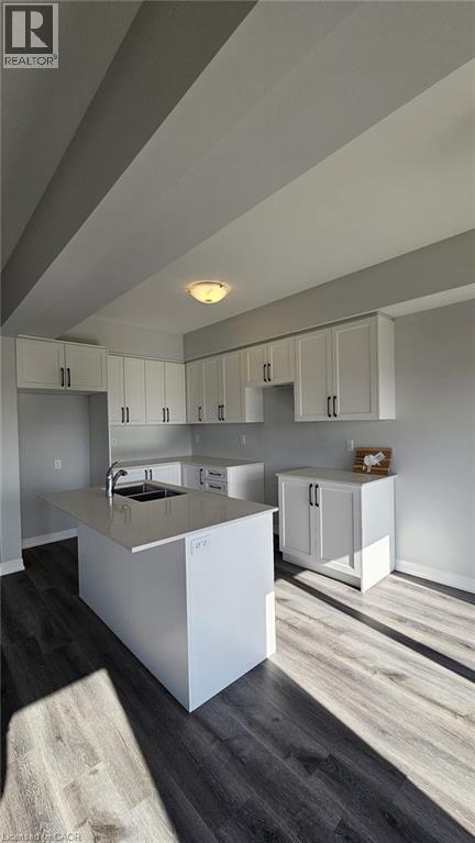 155 Equestrian Way Unit# 54, Cambridge, Ontario  N3E 0E8 - Photo 9 - 40806569