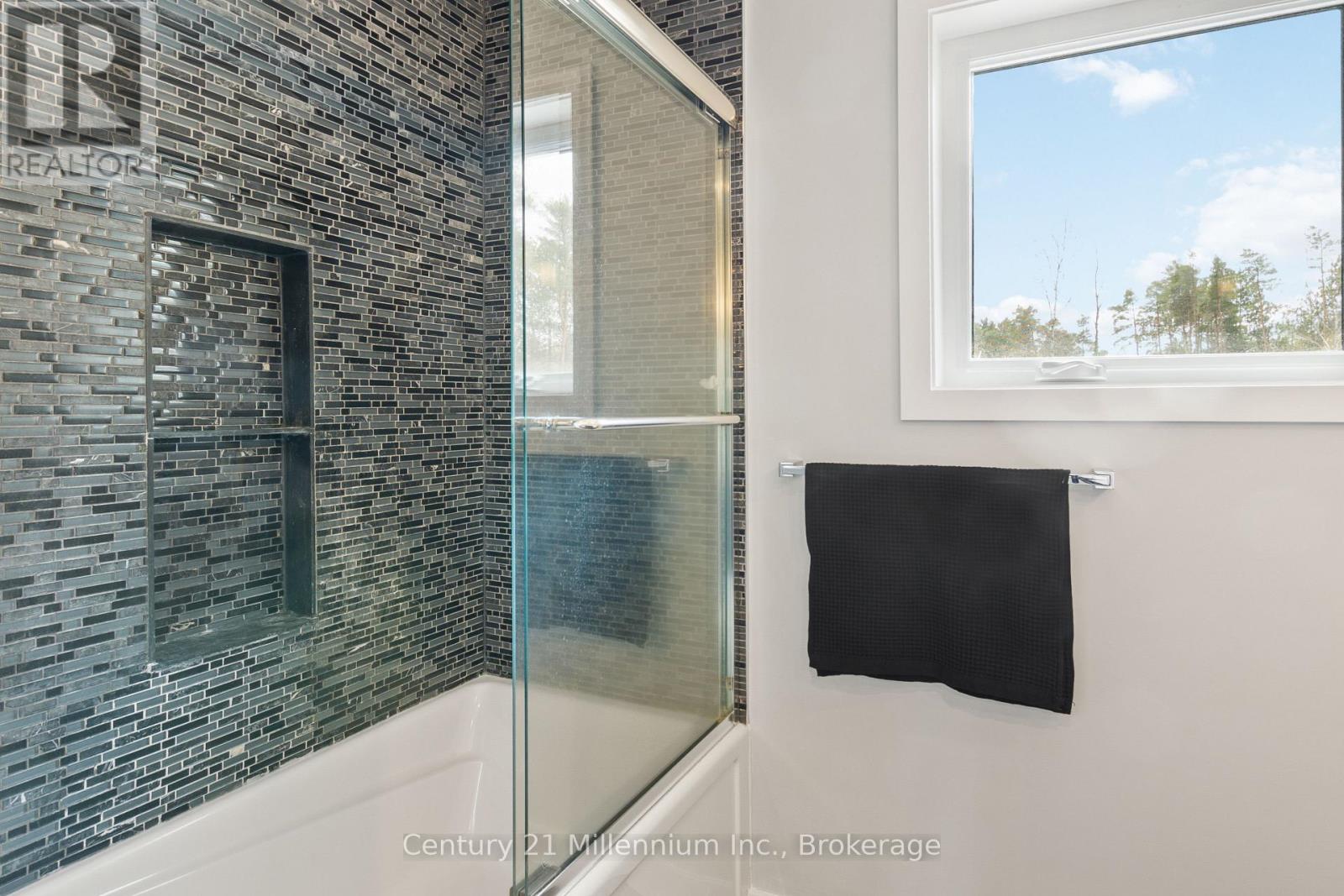 7169 36/37 Nottawasaga Side Road E, Clearview, Ontario L9Y 3Z1 - Photo 29 - S12811480