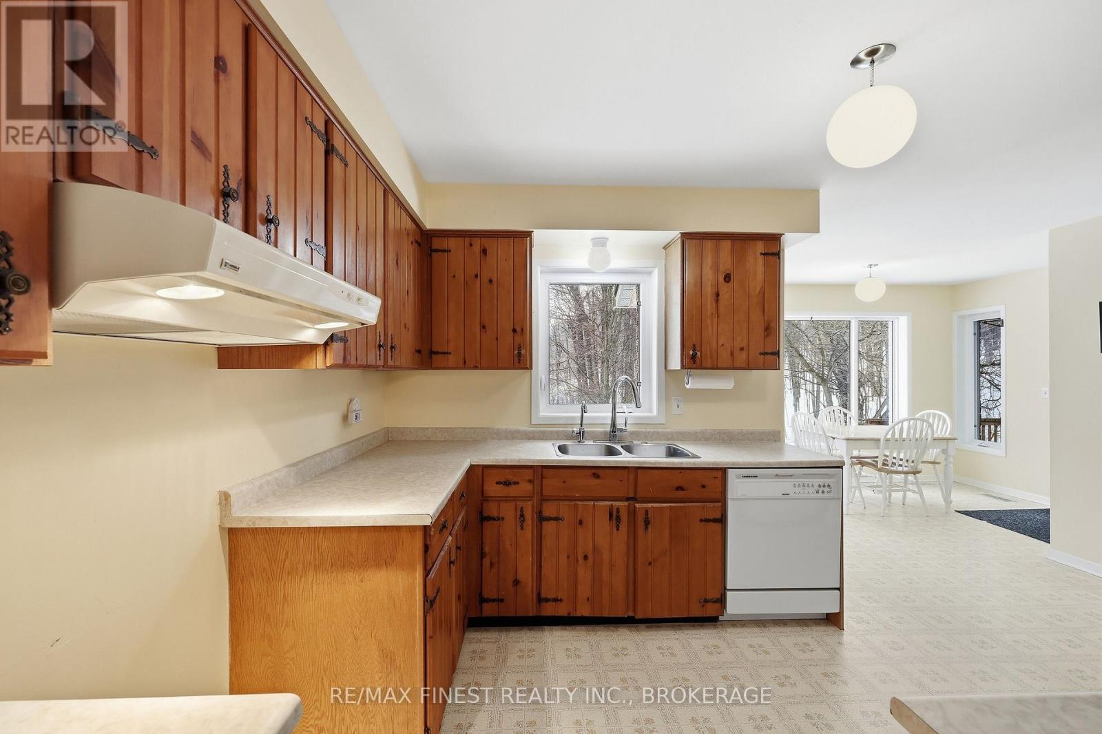 572 River Ridge Drive, Kingston (City North Of 401), Ontario  K0H 1S0 - Photo 17 - X12811450