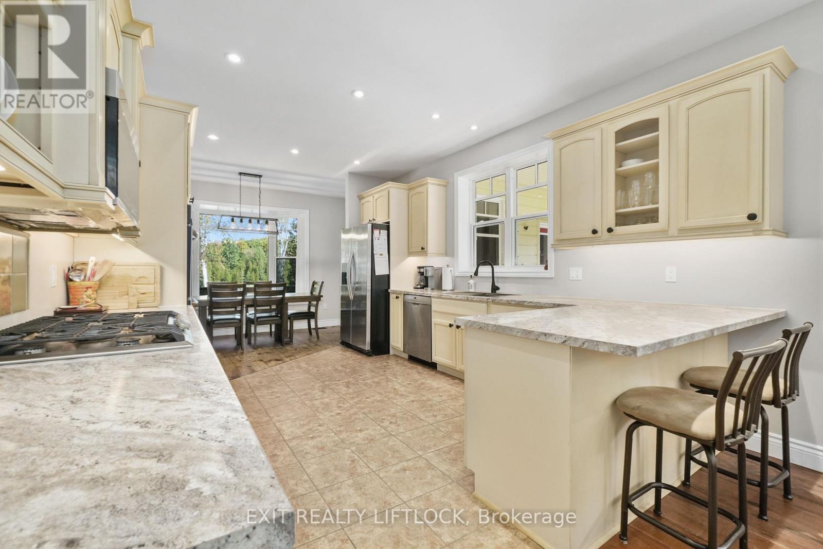 169 Dutch Line Road W, Kawartha Lakes, Ontario  K0M 2A0 - Photo 5 - X12811510