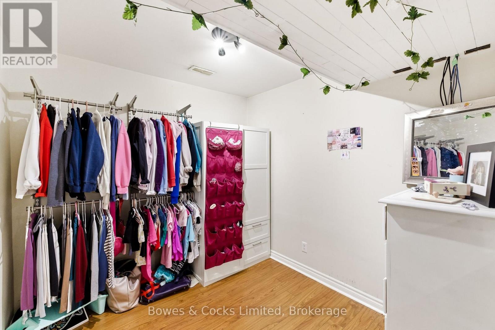 347 Middlefield Road, Peterborough, Ontario  K9J 8S4 - Photo 39 - X12811556