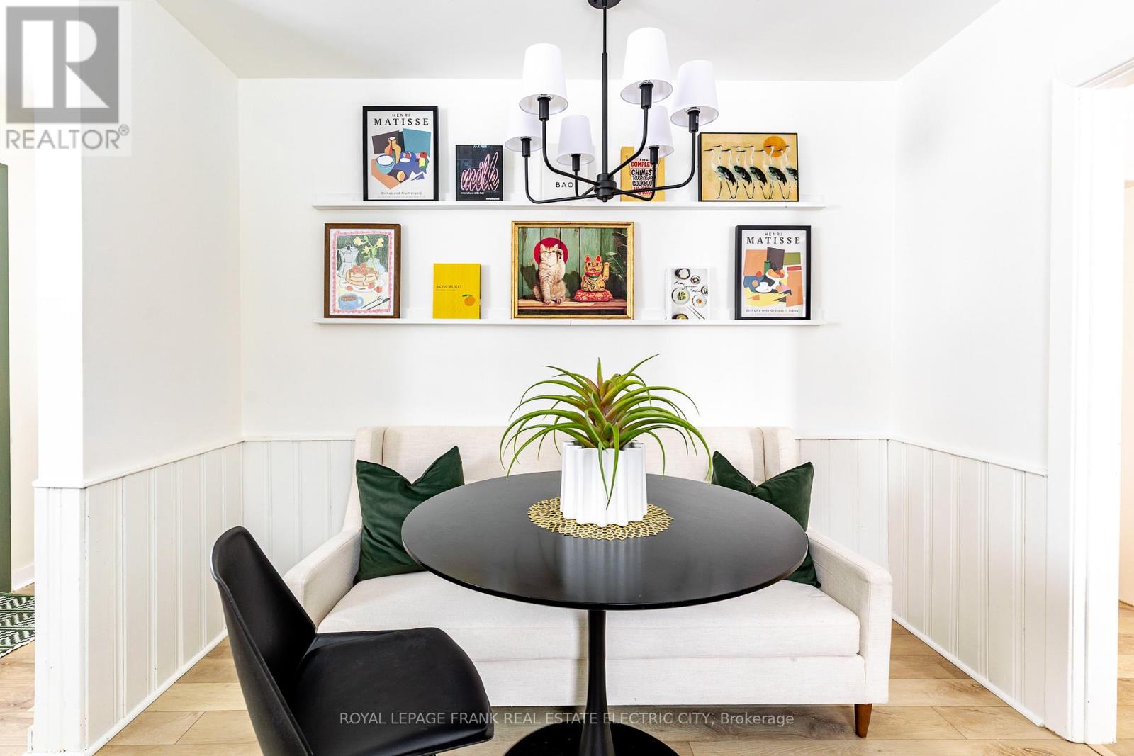 381 Applegrove Avenue, Peterborough, Ontario K9H 5L4 - Photo 10 - X12811558