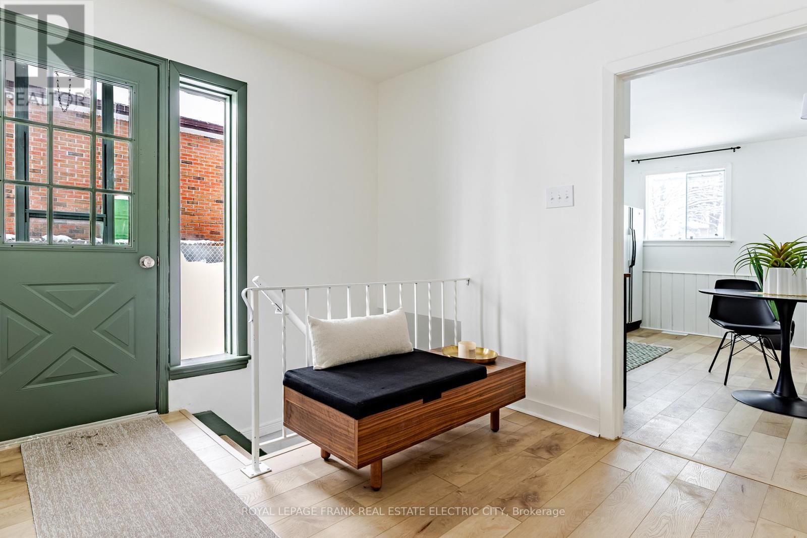 381 Applegrove Avenue, Peterborough, Ontario K9H 5L4 - Photo 12 - X12811558