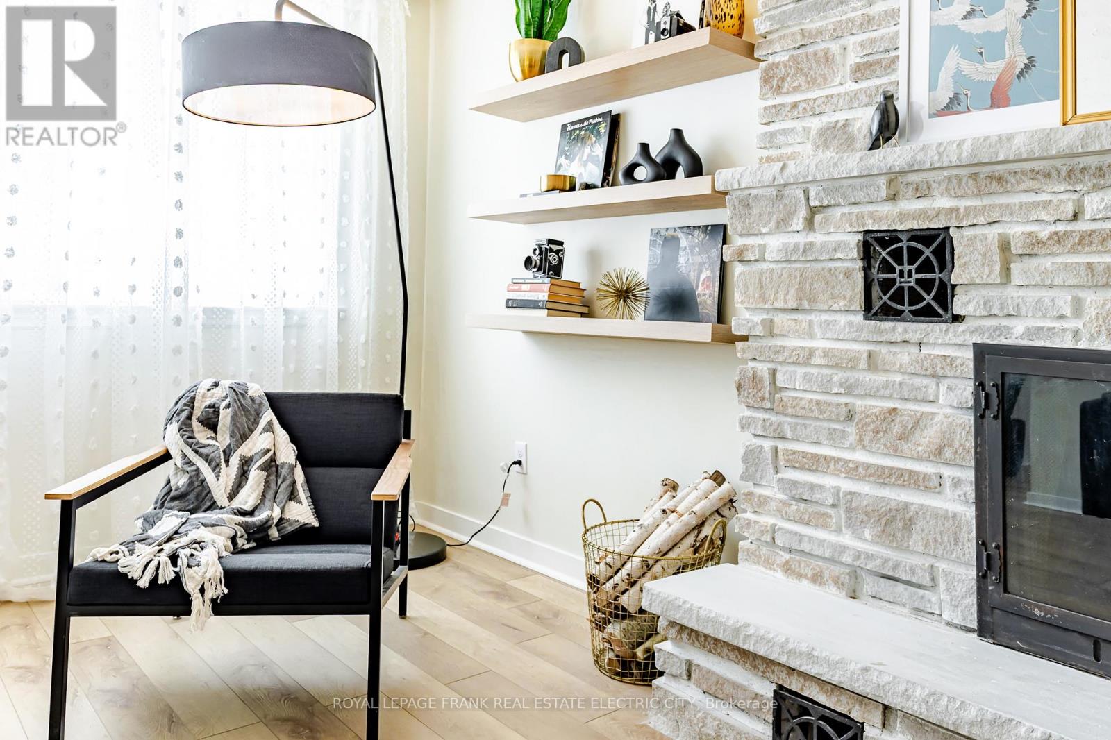 381 Applegrove Avenue, Peterborough, Ontario K9H 5L4 - Photo 16 - X12811558