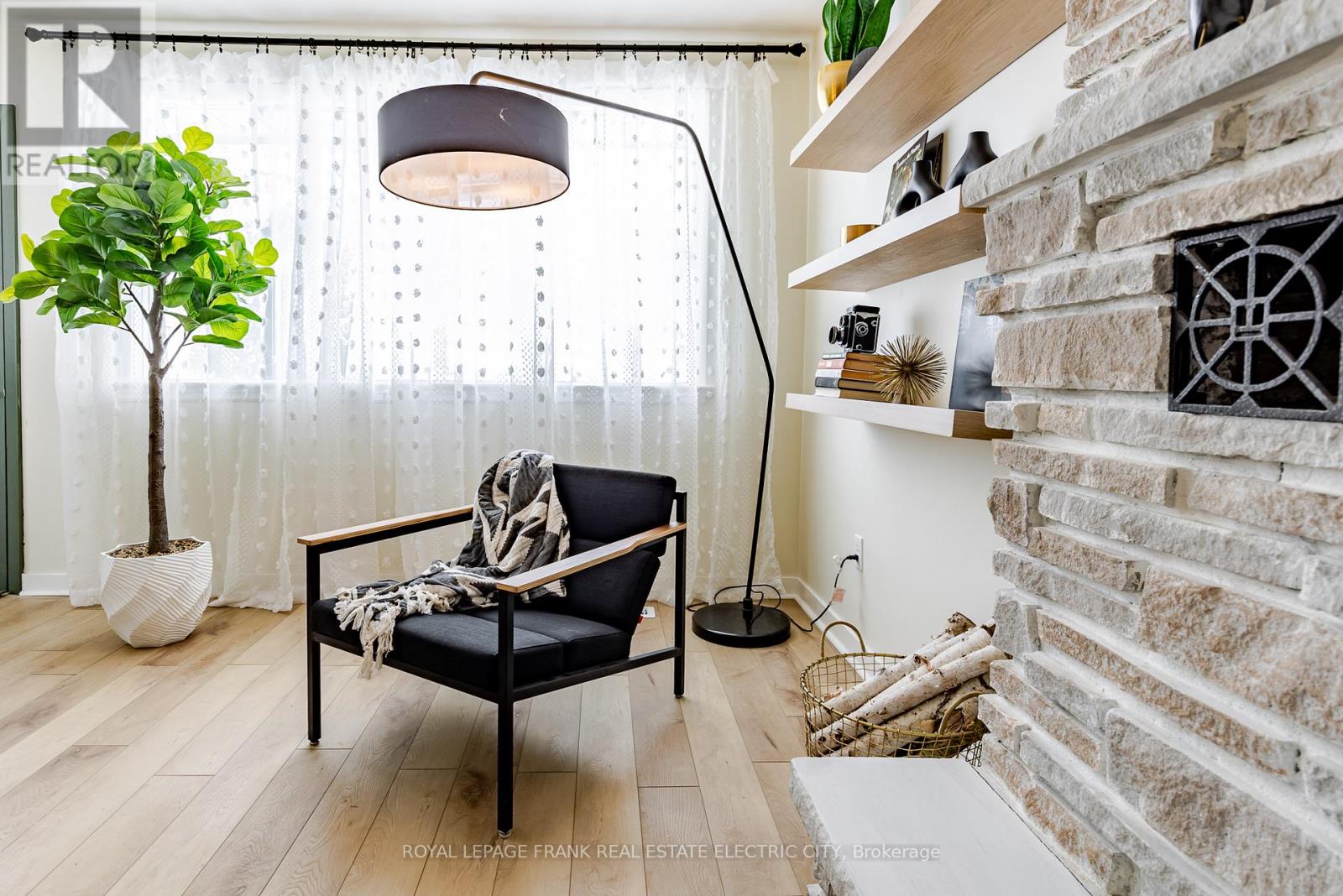 381 Applegrove Avenue, Peterborough, Ontario K9H 5L4 - Photo 22 - X12811558