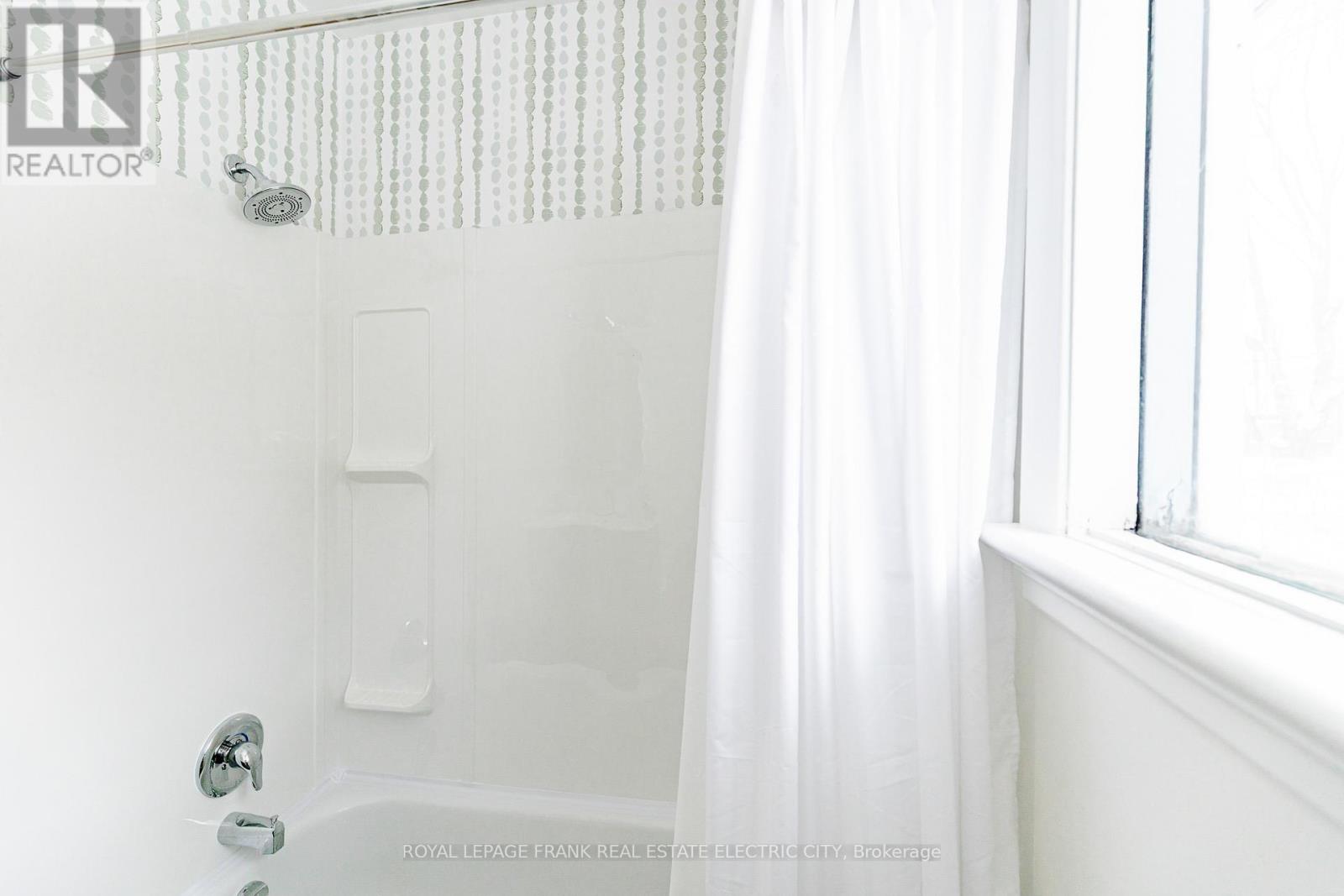 381 Applegrove Avenue, Peterborough, Ontario K9H 5L4 - Photo 28 - X12811558