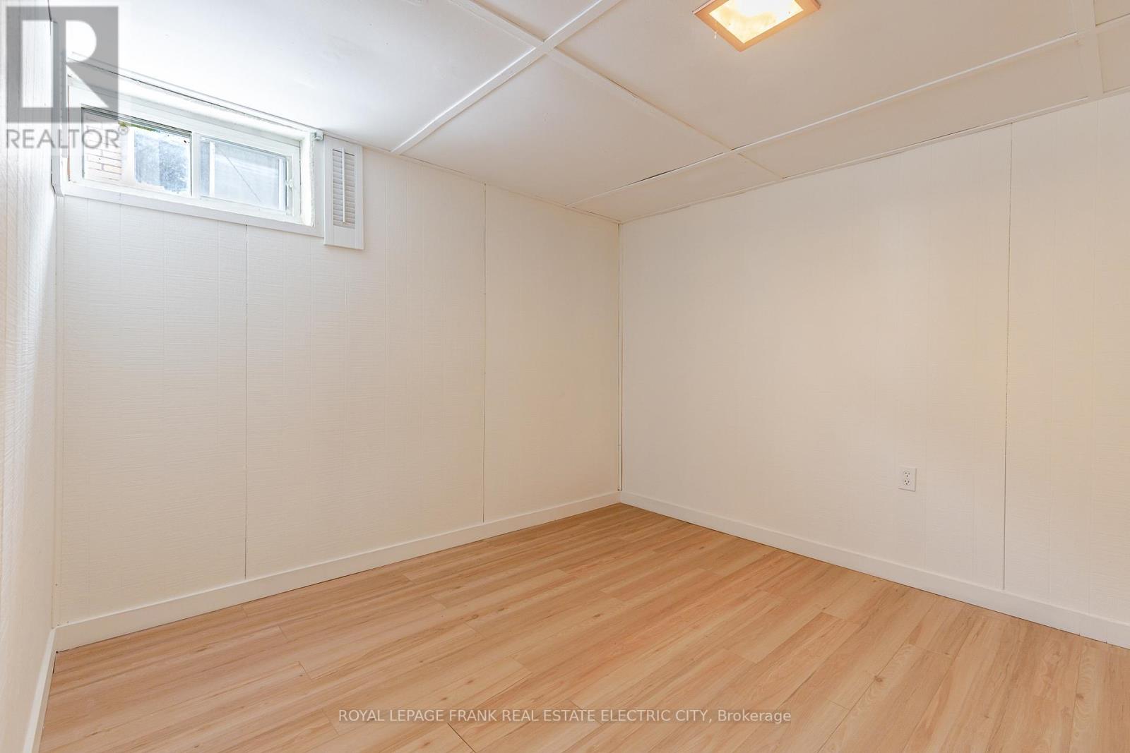 381 Applegrove Avenue, Peterborough, Ontario K9H 5L4 - Photo 39 - X12811558