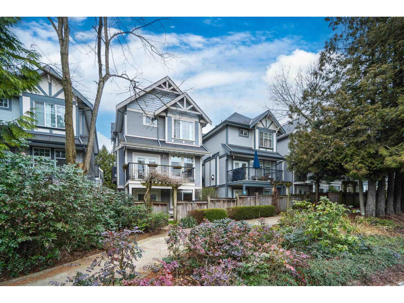 14 20589 66 AVENUE, langley, British Columbia